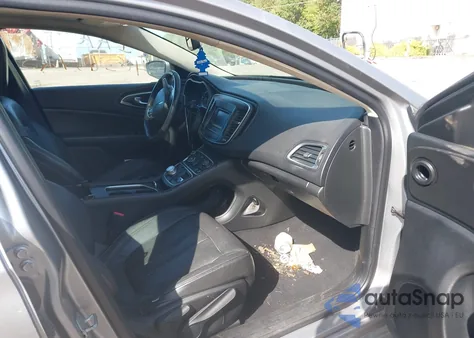 2015 Chrysler 200 Limited z USA, uszkodzony, nr VIN 1C3CCCAB0FN707847